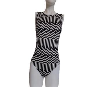 Express Body Contour bodysuit geometric sleeveless size Medium